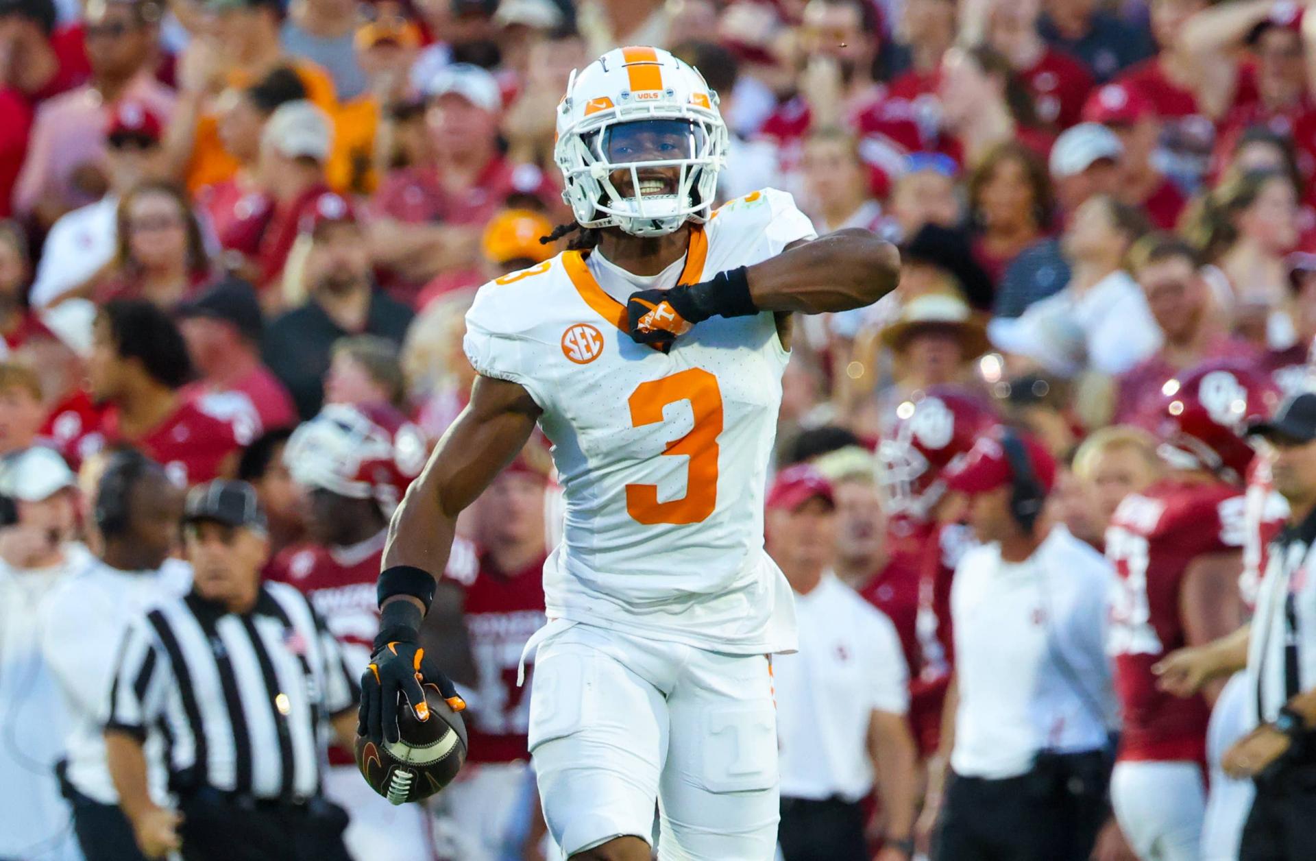 Tennessee Volunteers defensive back Jermod McCoy (3) reacts after making an interception.